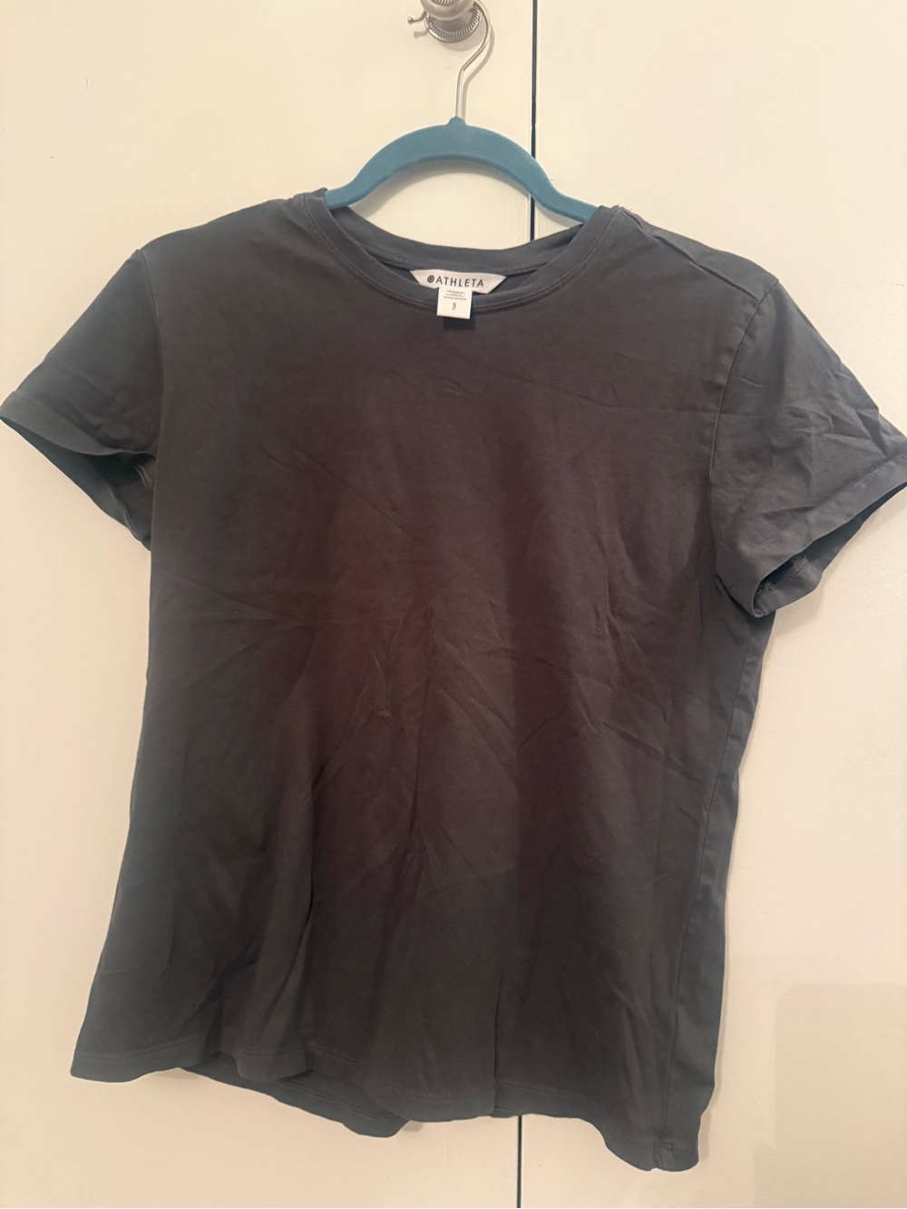 Athleta Womens Crew Neck T-Shirt in Charcoal - small